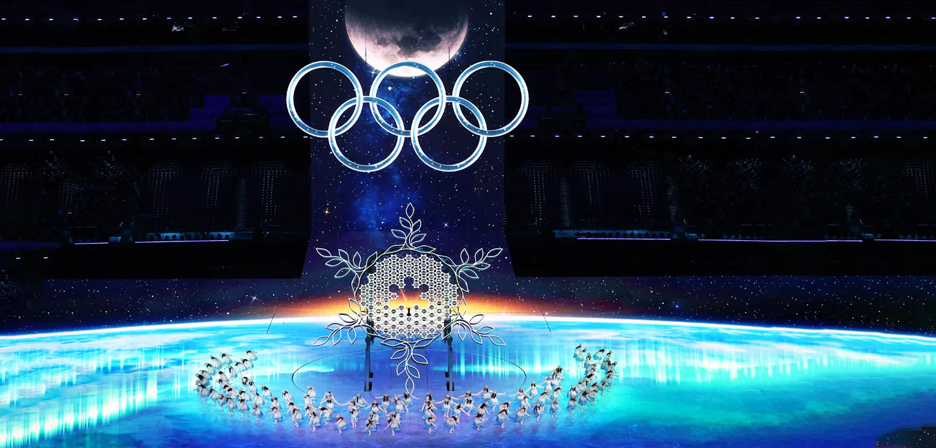 The "ice and snow five rings" of the 2022 Beijing Winter Olympics, creative anomalic LED display screen